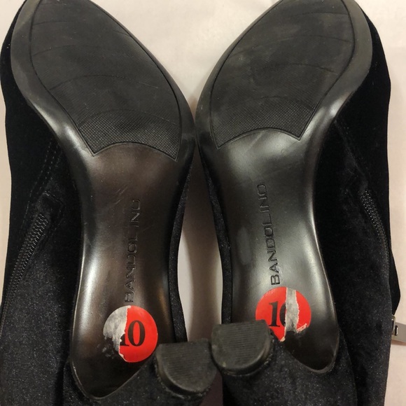 Bandolino Black Velvet Ankle Booties/ Like New - Picture 9 of 10